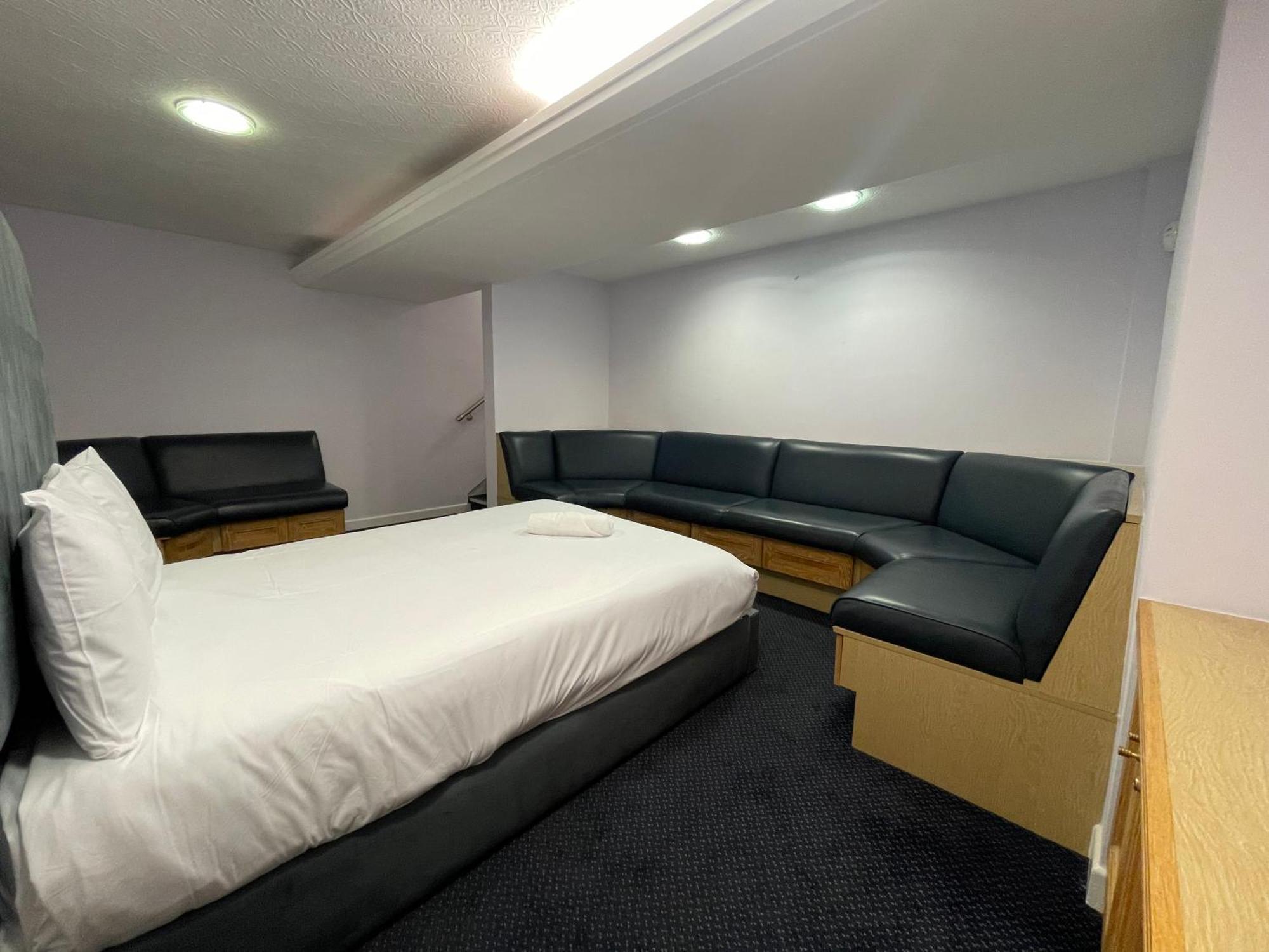 Tch Lodge Bolton Buitenkant foto